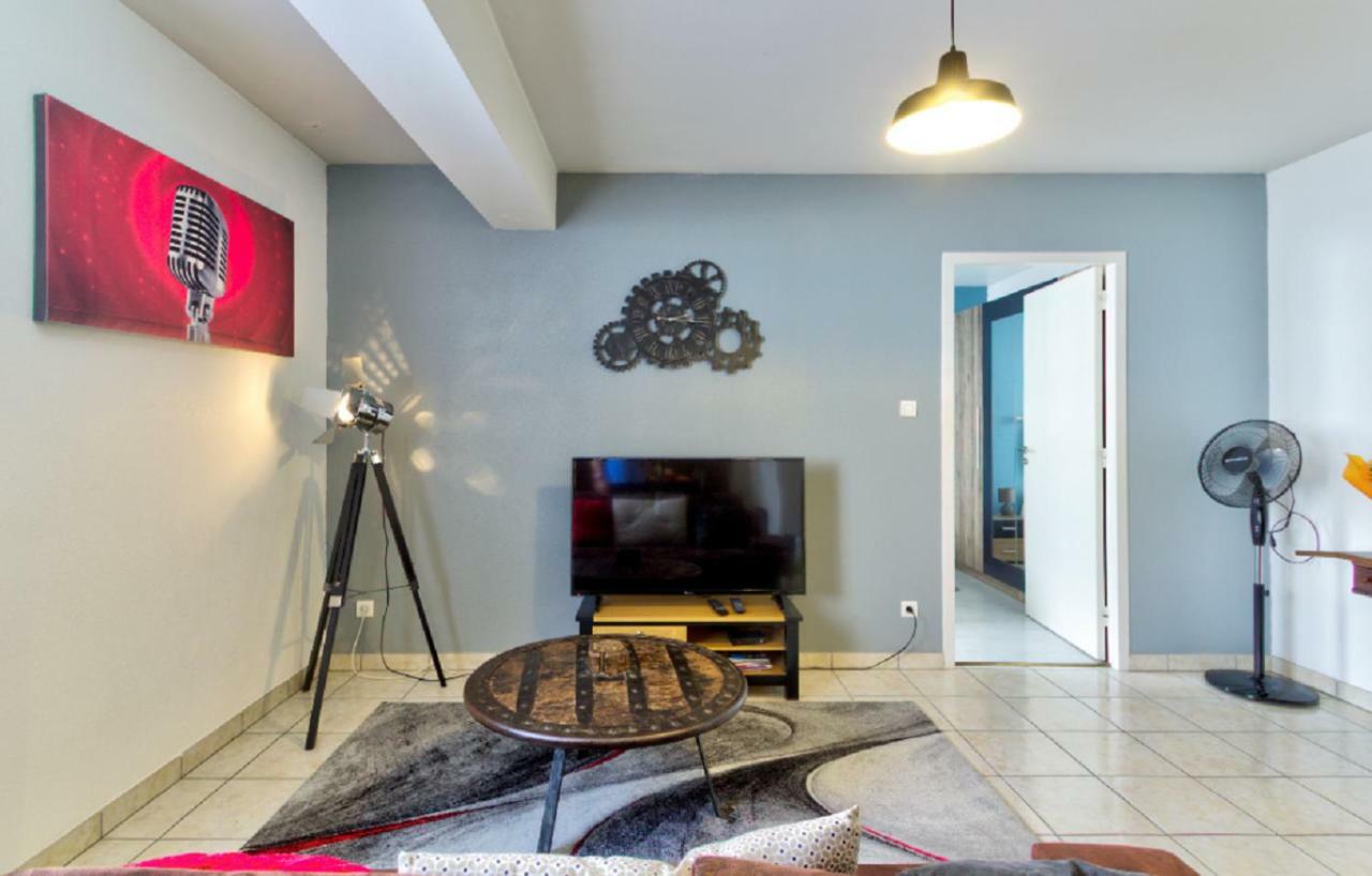 Le Contemporain Appartement Montbéliard Buitenkant foto